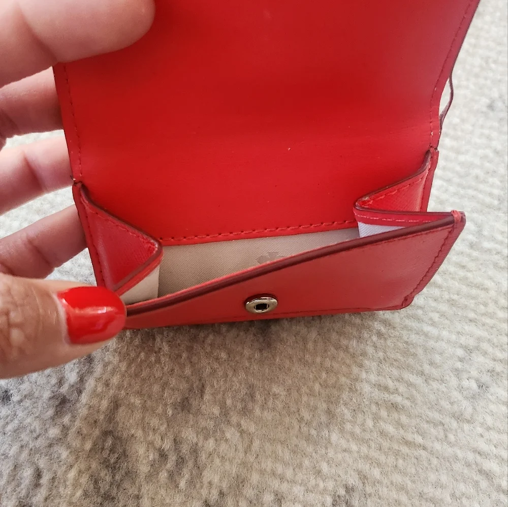 Kate Spade - Picture 2 of 4